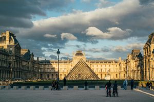 Louvre Museum Reserved Access Tickets